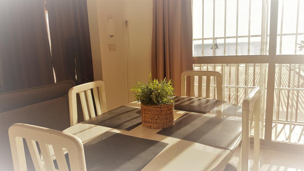 Apartament Casa Blanca *